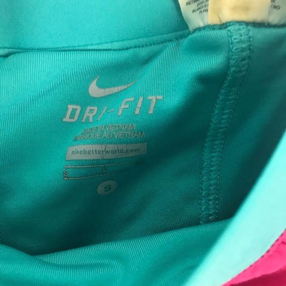 Nike Polk a dot shorts - Picture 5 of 7